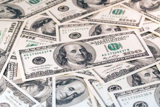 Dollar beats sterling as money market funds start 2018 strongly